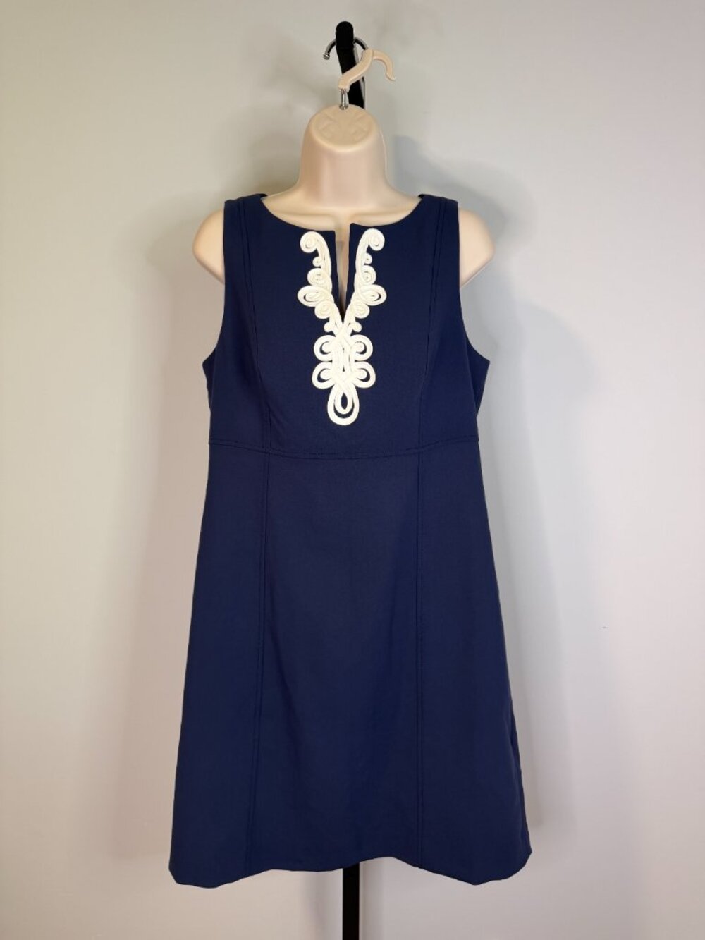Lilly Pulitzer Navy Midi Dresses - Size 6